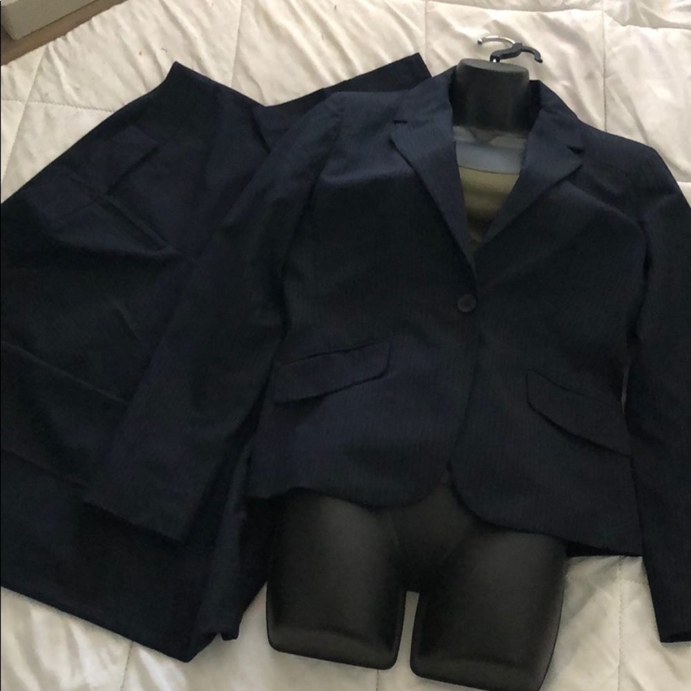 New York & Company Stretch Set